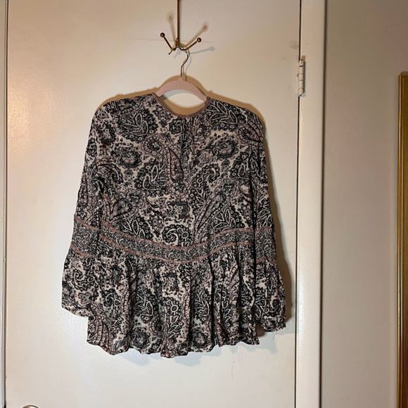 American Eagle Outfitters Women's Paisley Print Peasant Top SZ M - Picture 2 of 6